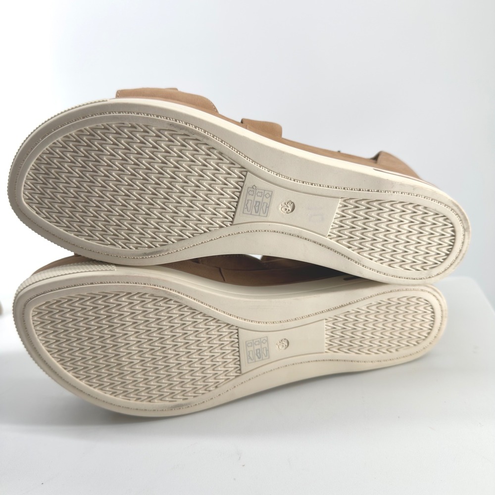 Eileen Fisher Beige Suede Boost Platform in Latte Size 9.5‎ - Picture 9 of 9